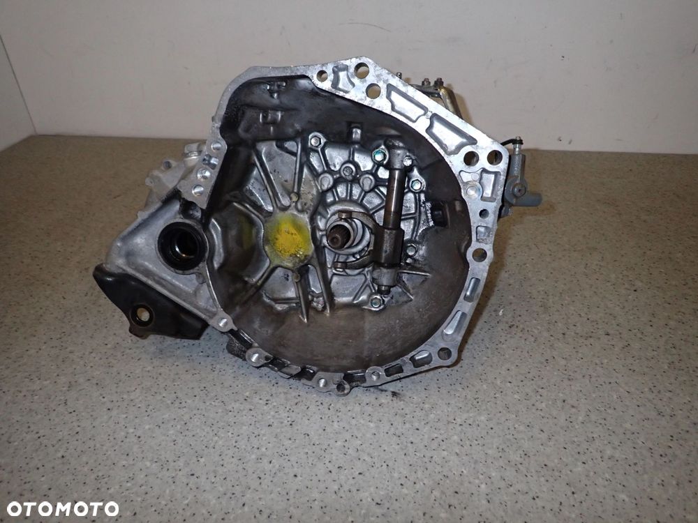 TOYOTA YARIS II 1.0 1KR 1.3 SKRZYNIA BIEGÓW MANUAL NISKI PRZEBIEG 50TYŚ - 2