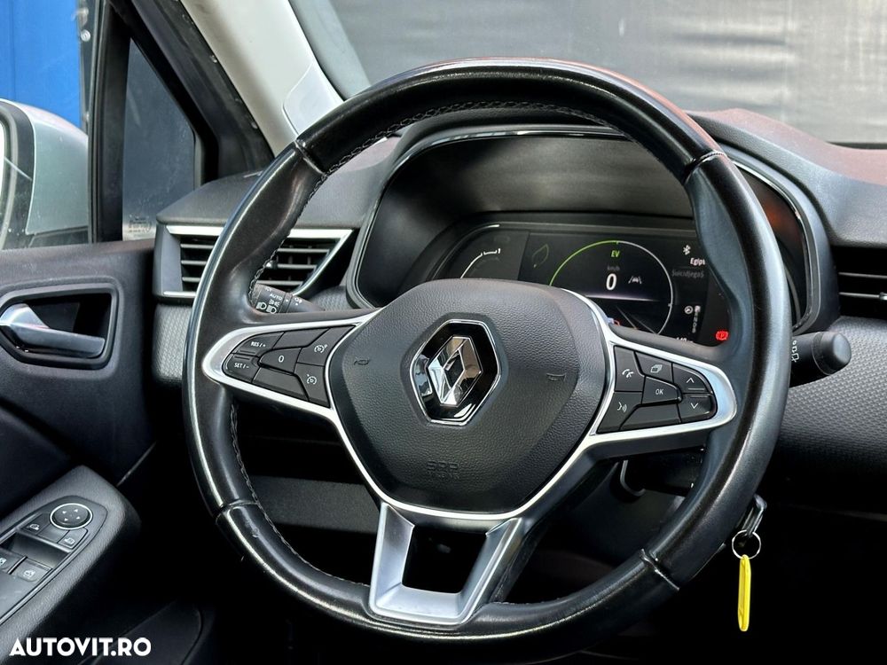 Renault Clio - 8