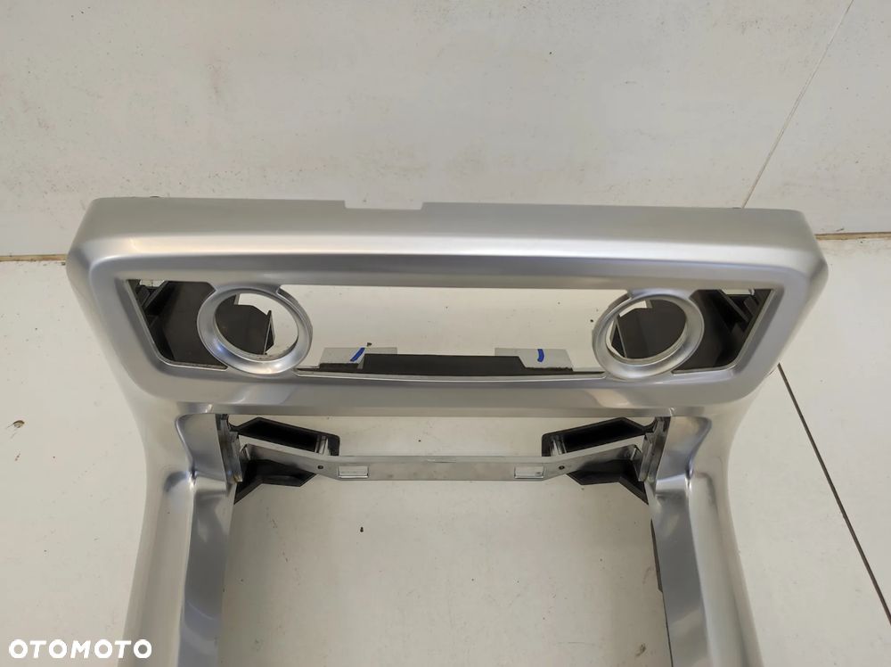 Ramka listwa ozdobna dekor tunelu środkowego eu Mercedes X klasa W470 470 - 2