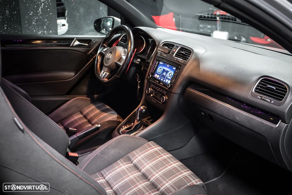 VW Golf 2.0 GTI DSG - 6