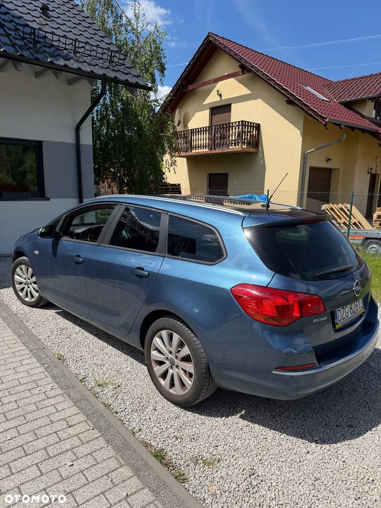 Opel Astra 1.6 CDTI Essentia - 3