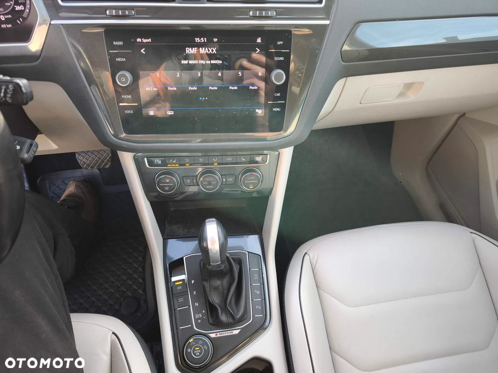 Volkswagen Tiguan 2.0 TDI SCR 4MOTION DSG Highline - 8