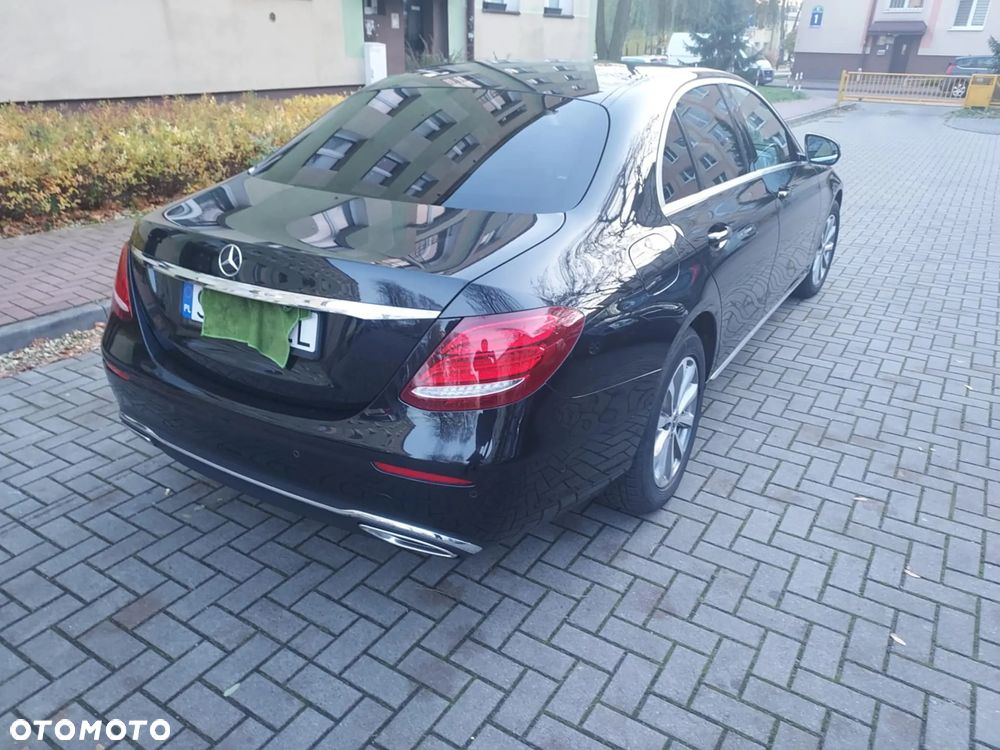 Mercedes-Benz Klasa E 200 4-Matic 9G-TRONIC - 8
