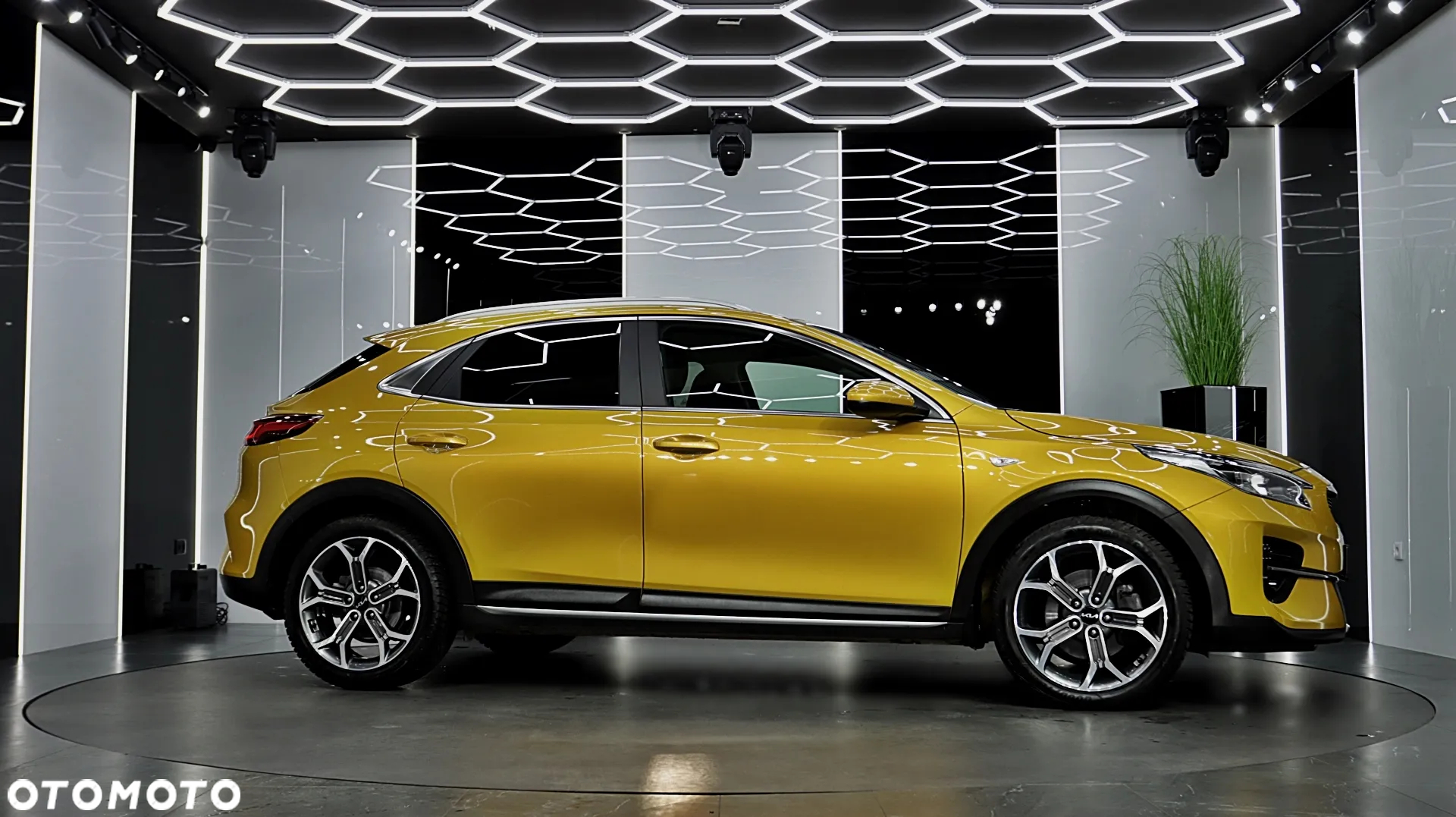 Kia XCeed 1.5 T-GDI M - 11