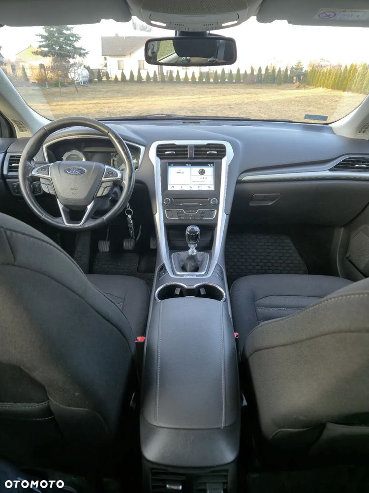 Ford Mondeo 2.0 TDCi Trend - 10