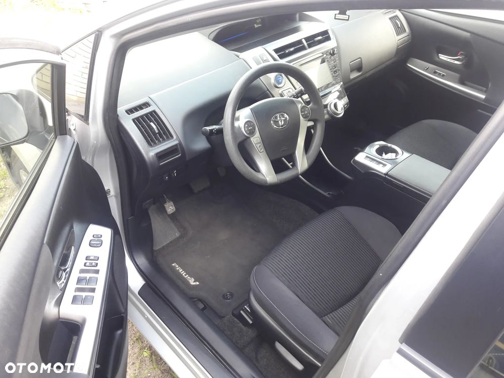 Toyota Prius+ Hybrid 135 Comfort - 29