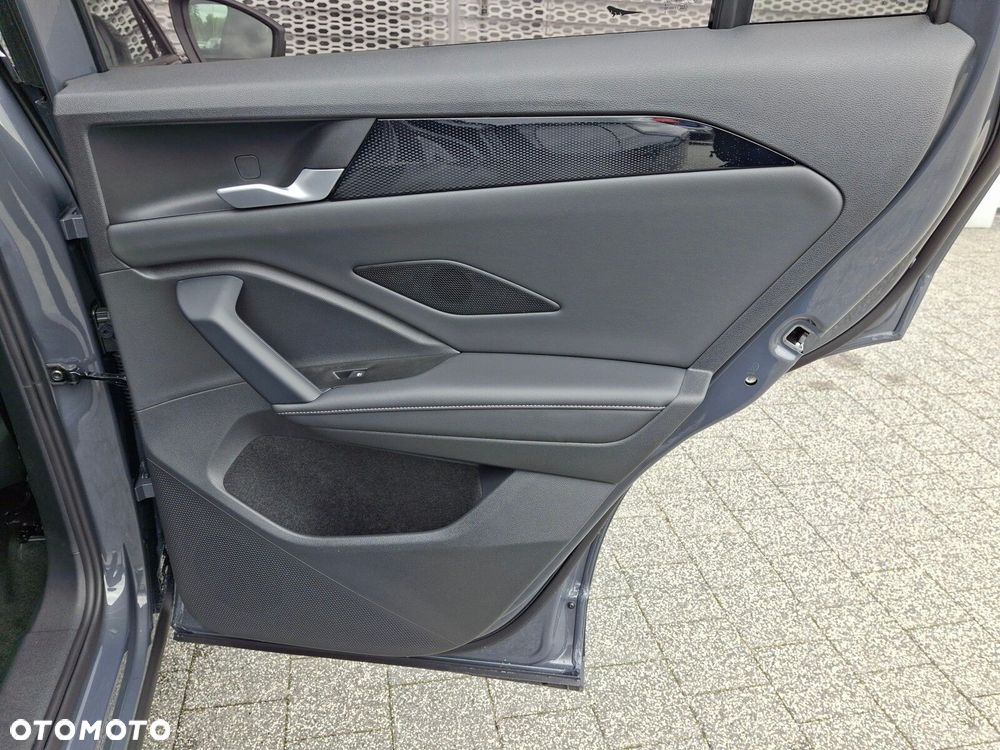 Volkswagen Tiguan 1.5 eTSI Life Plus DSG - 19