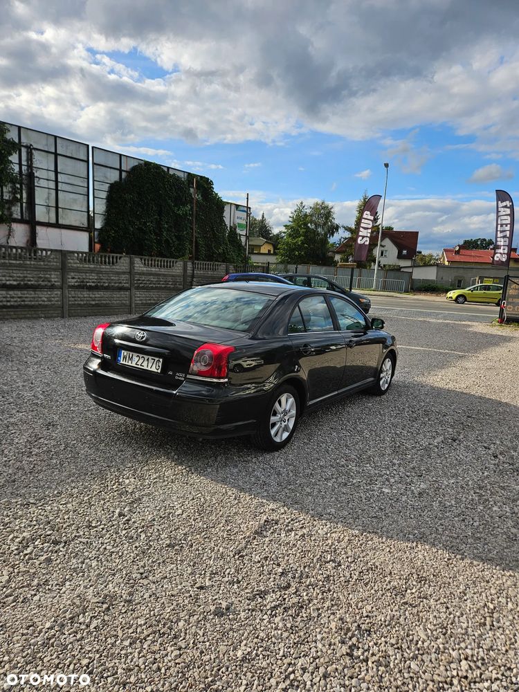 Toyota Avensis 2.0 D-4D Premium - 9