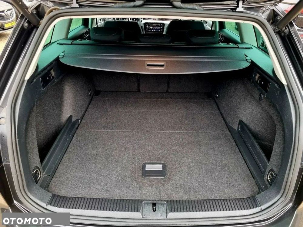 Volkswagen Passat Variant 1.5 TSI OPF DSG Business - 14