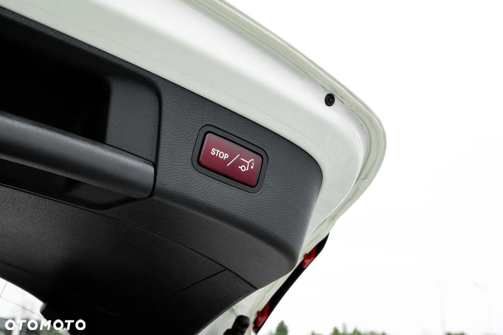 Mercedes-Benz GLA 250 4Matic 7G-DCT Activity Edition - 22