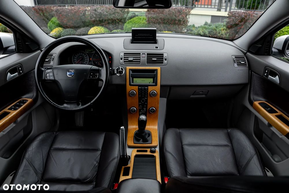 Volvo V50 D5 DPF Momentum - 27