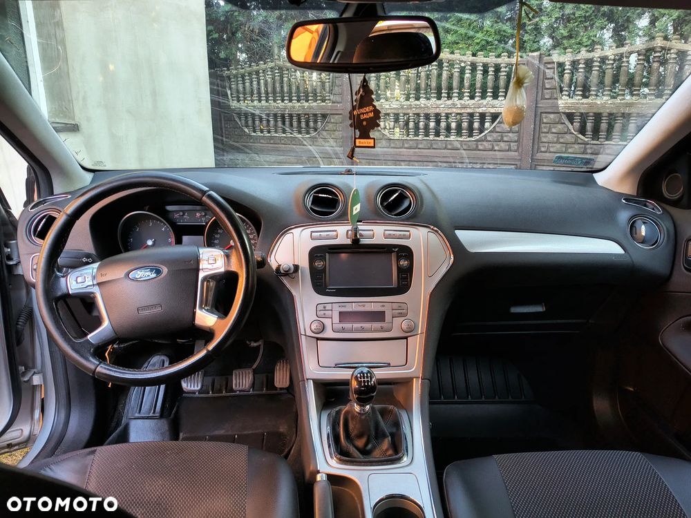 Ford Mondeo 1.8 TDCi Ambiente - 15