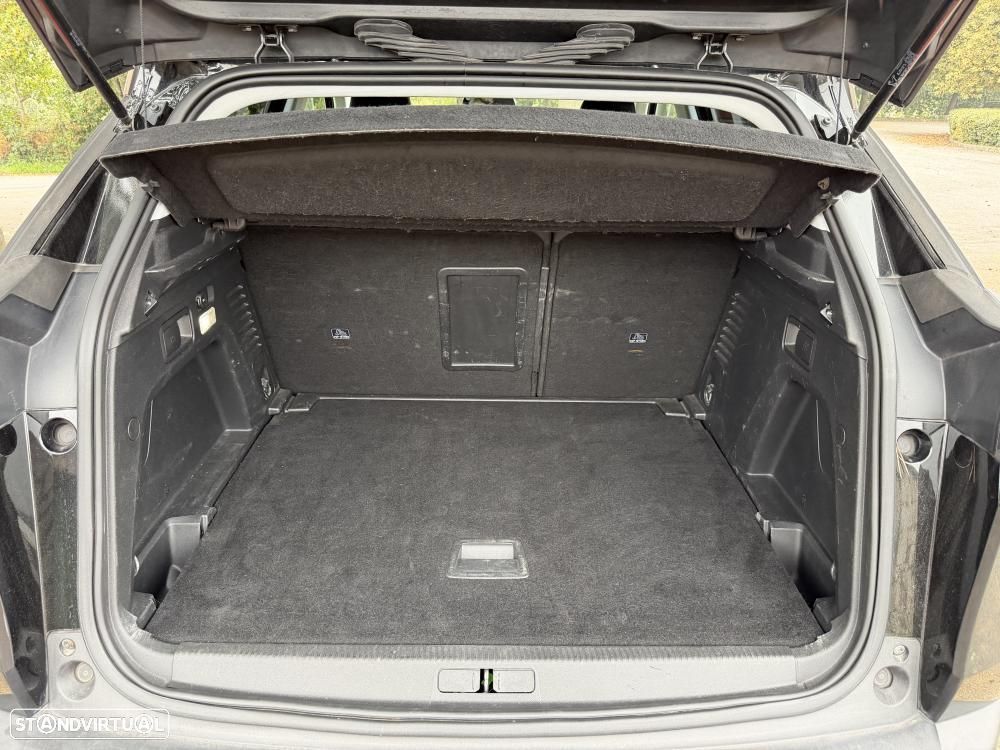 Peugeot 3008 1.6 BlueHDi Allure EAT6 J18 - 23