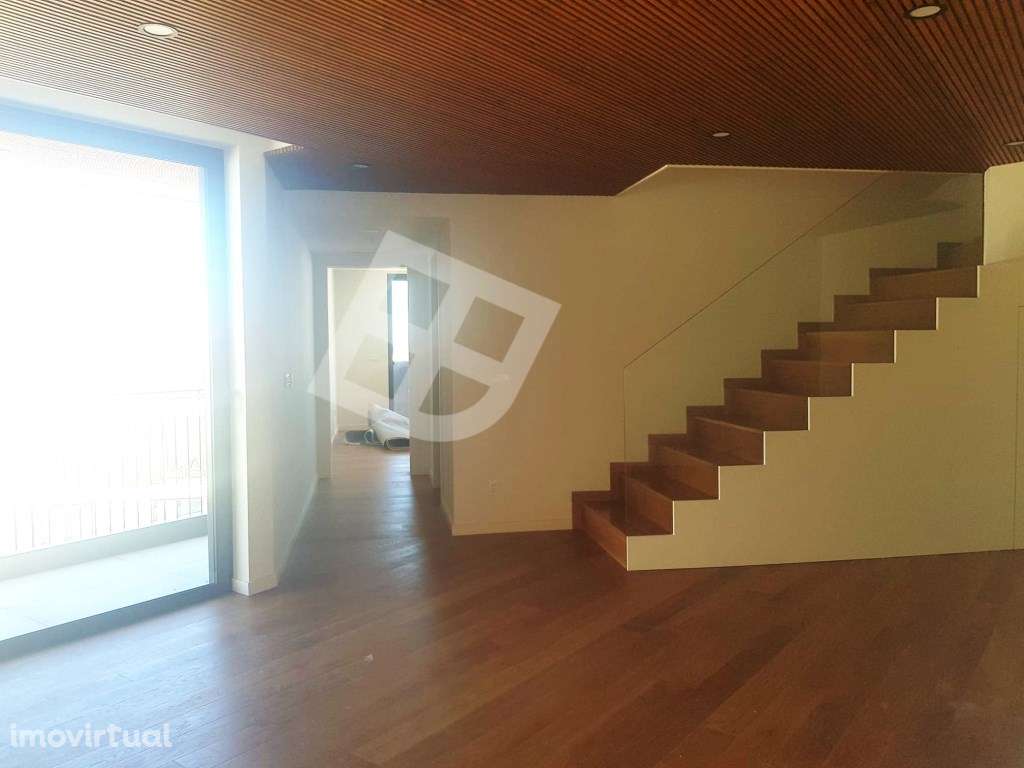 Apartamento T3 Duplex c/ Terraço e piscina - Aveiro Centro - Grande imagem: 3/33