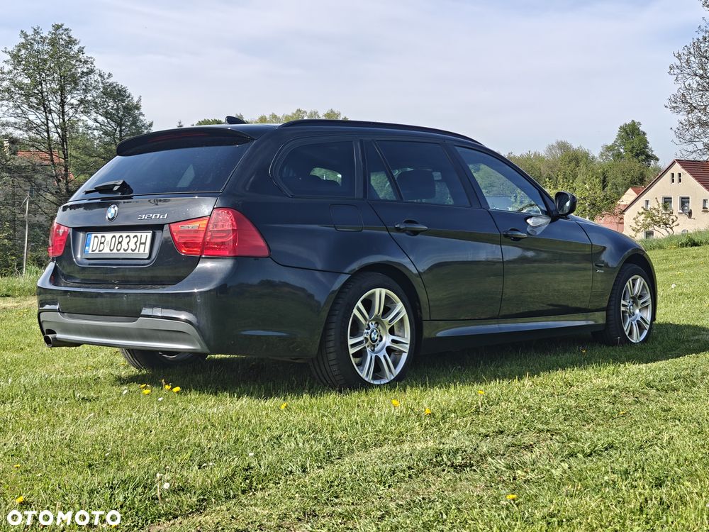 BMW Seria 3 320d xDrive - 11