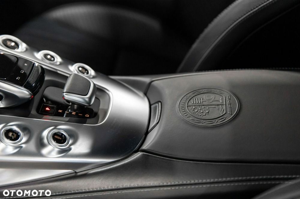 Mercedes-Benz AMG GT S Speedshift 7G-DCT - 37