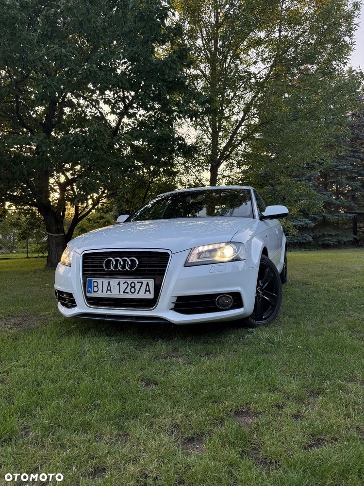 Audi A3 Sportback - 2