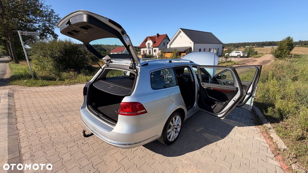 Volkswagen Passat Variant 2.0 TDI DPF Sportline DSG - 5