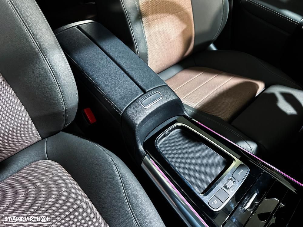 Mercedes-Benz EQA 350 4Matic - 25