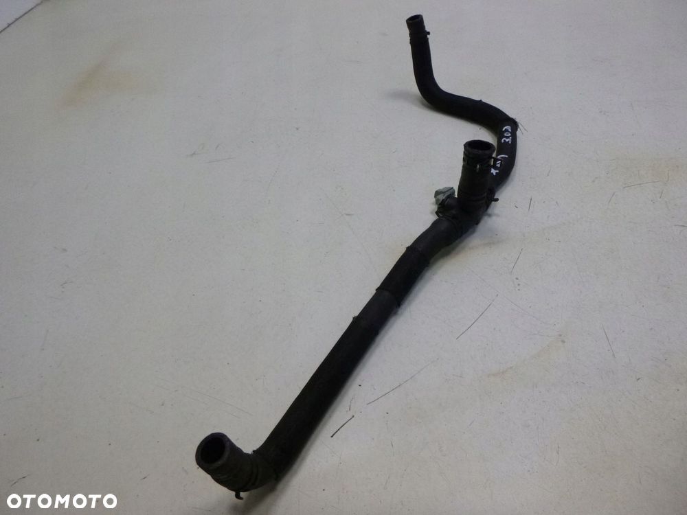 JAGUAR XJ X351 3.0 D KRÓCIEC WĄŻ RURA PRZEWÓD WODY - 2