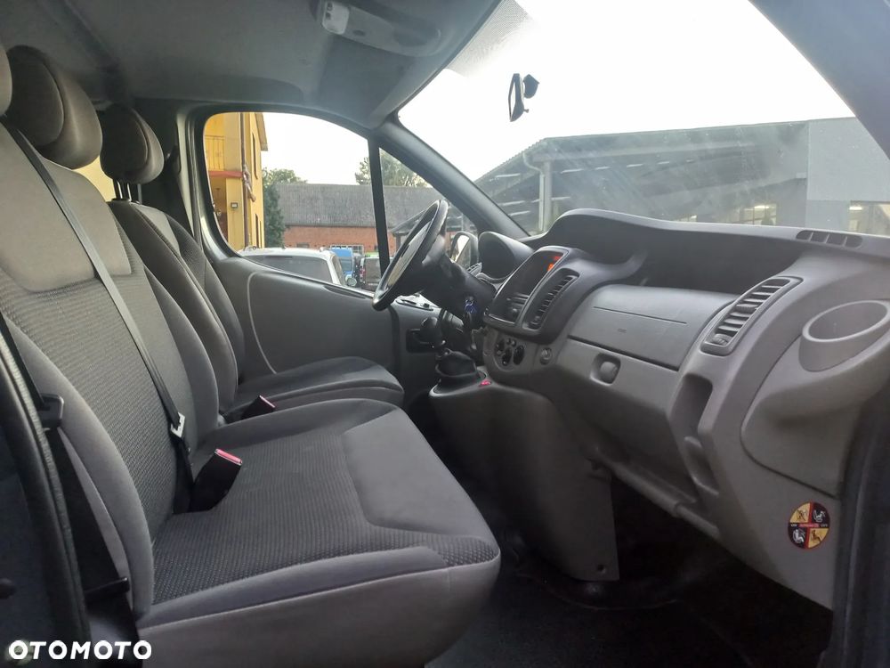 Opel Vivaro - 13