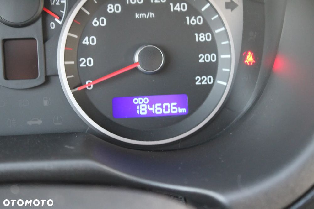 Hyundai i20 ver-1-4-150-jahre - 28