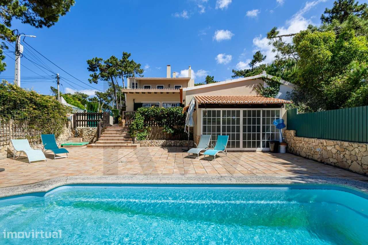 Moradia Unifamiliar com piscina e jardim no Banzão Colares - Grande imagem: 2/28