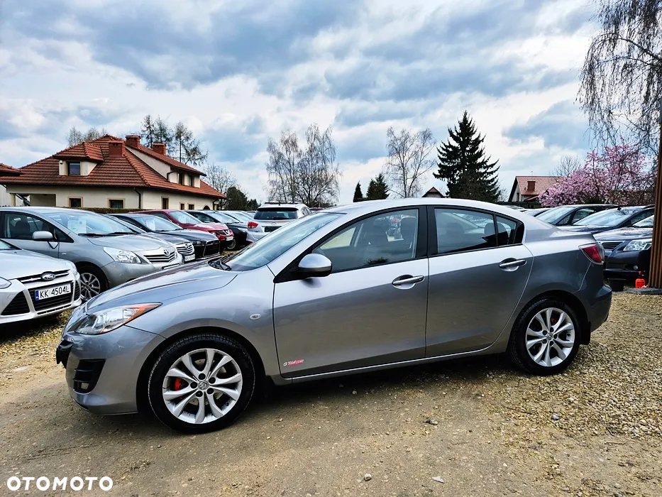 Mazda 3 2.0 Exclusive + - 27