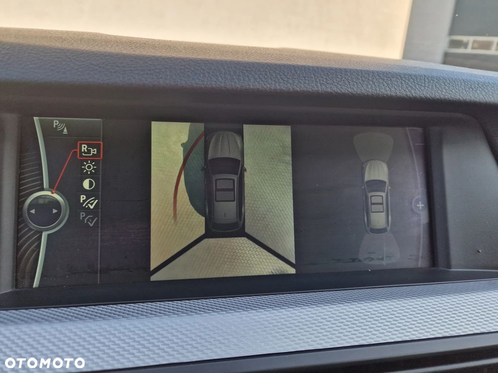 BMW Seria 5 520d - 28