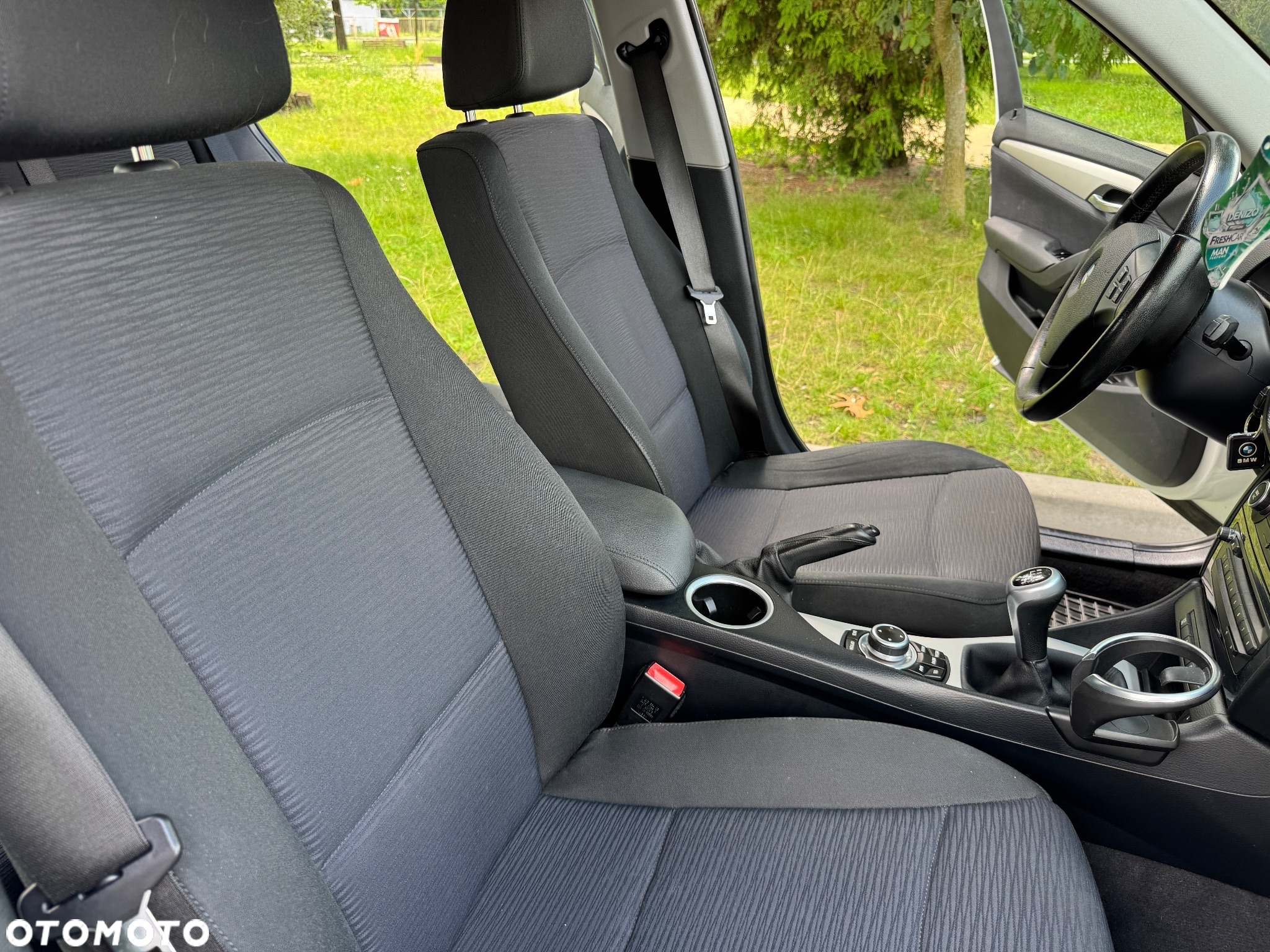 BMW X1 xDrive18d - 23
