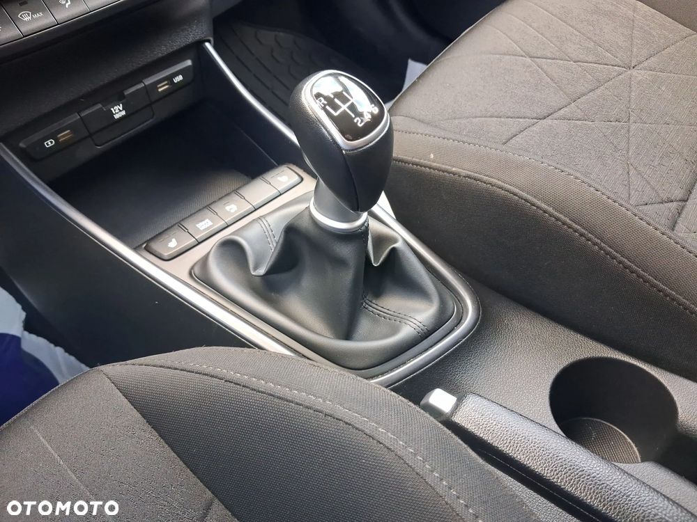 Hyundai Bayon 1.0 T-GDI Smart - 19