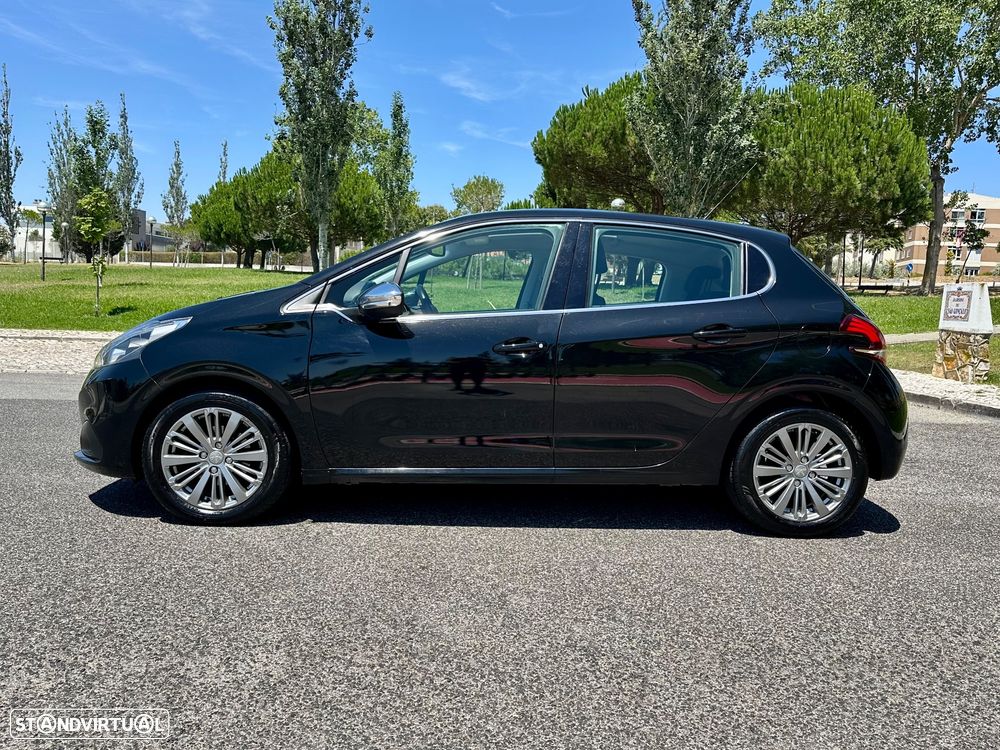 Peugeot 208 82 VTI Allure - 6