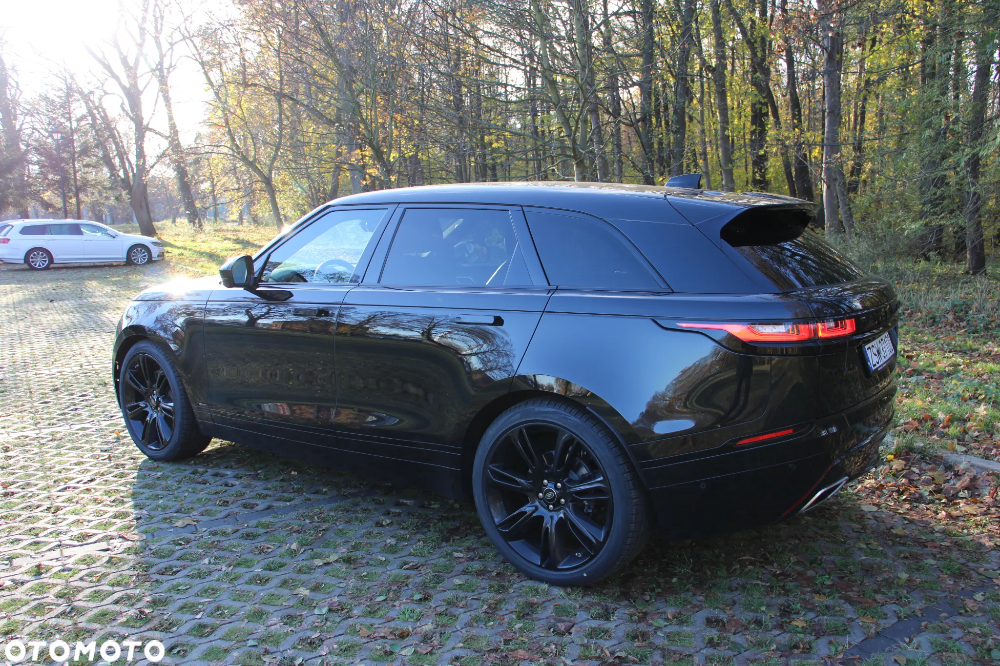 Land Rover Range Rover Velar D300 R-Dynamic HSE - 4