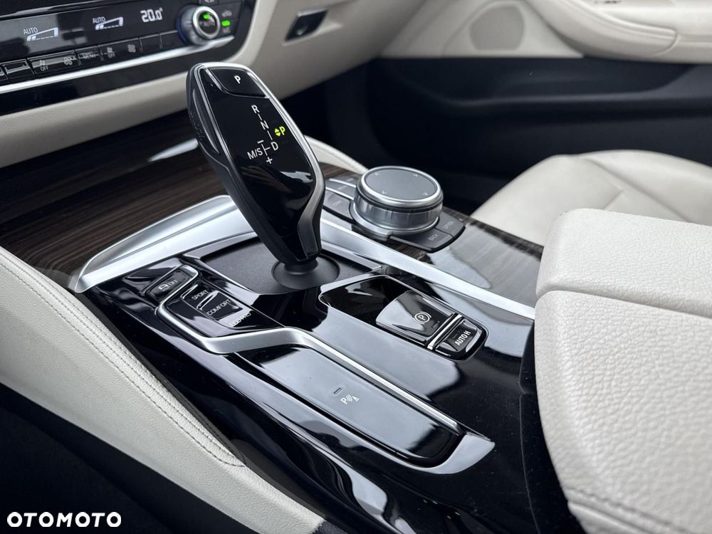 BMW Seria 5 - 14
