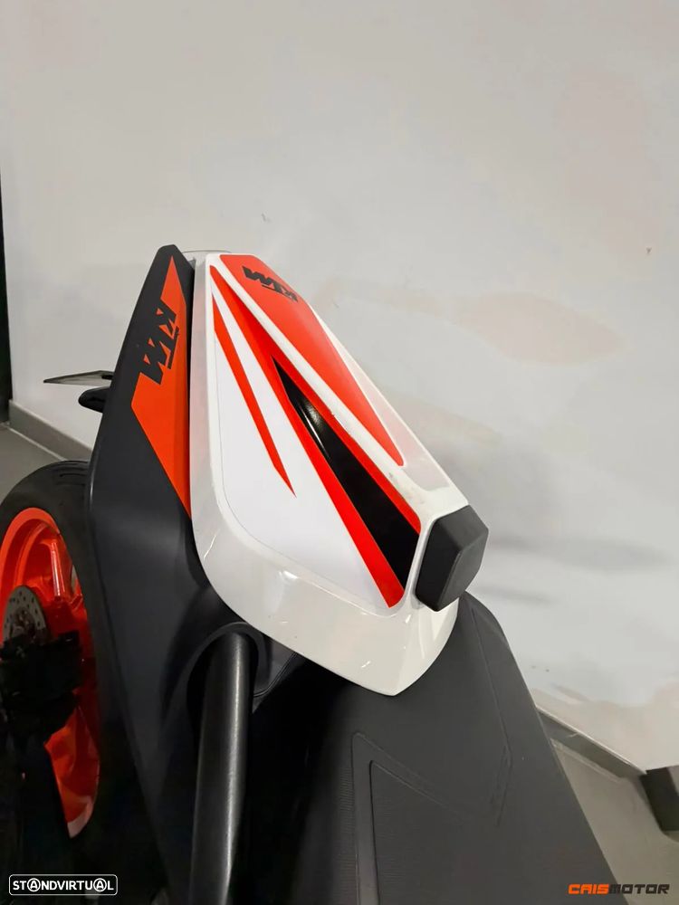 KTM Duke - 4
