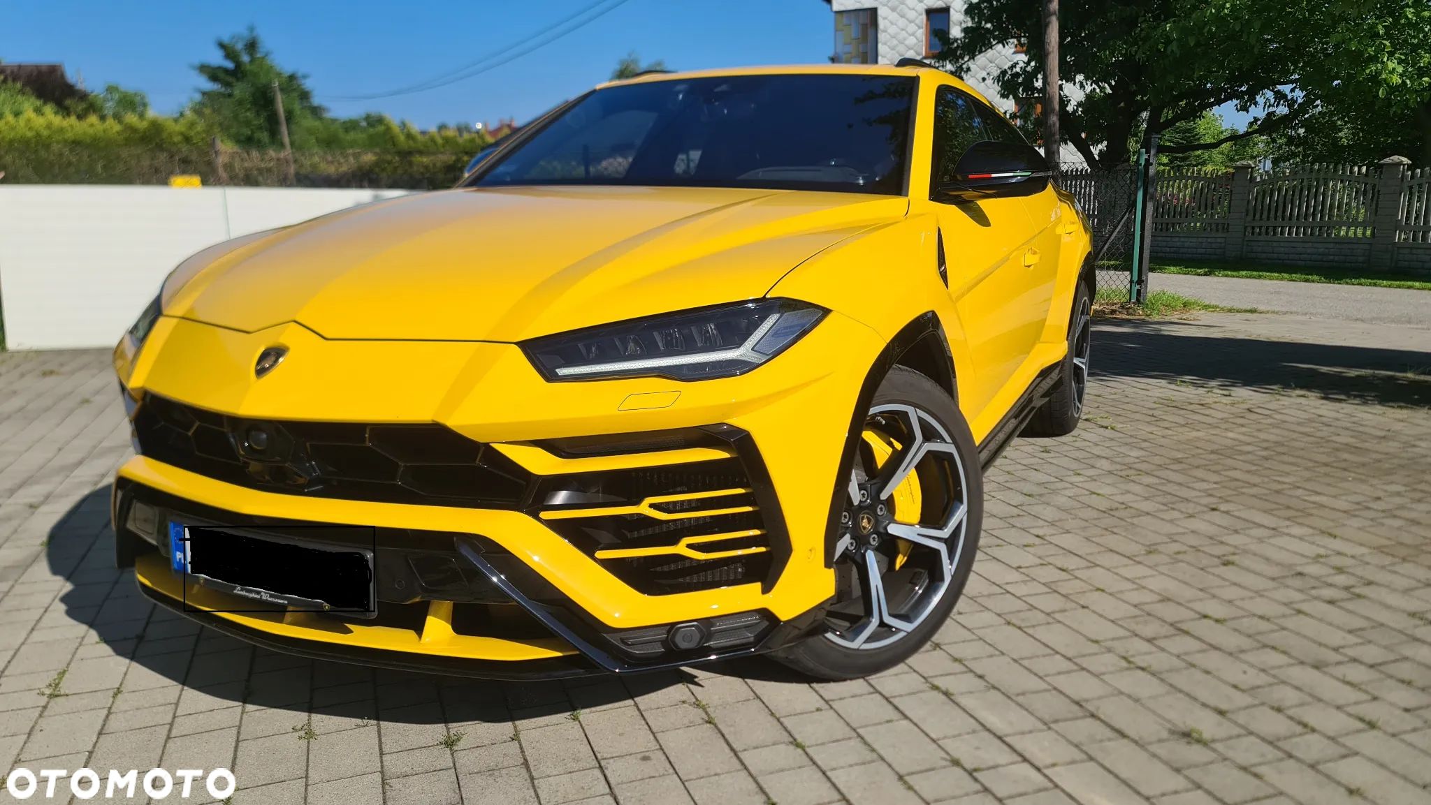 Lamborghini Urus - 1