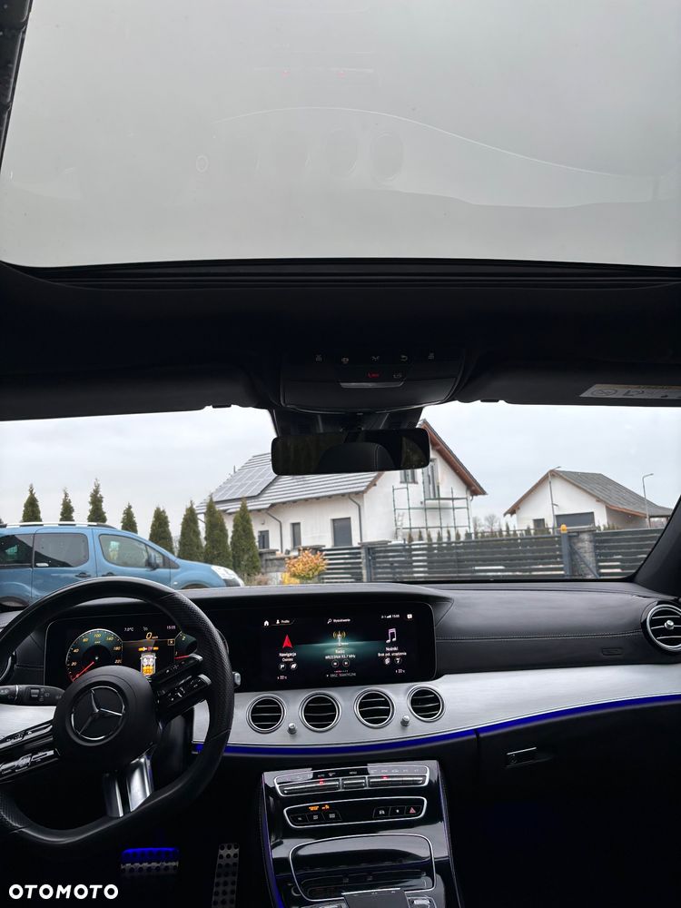 Mercedes-Benz Klasa E 220 d 9G-TRONIC - 20