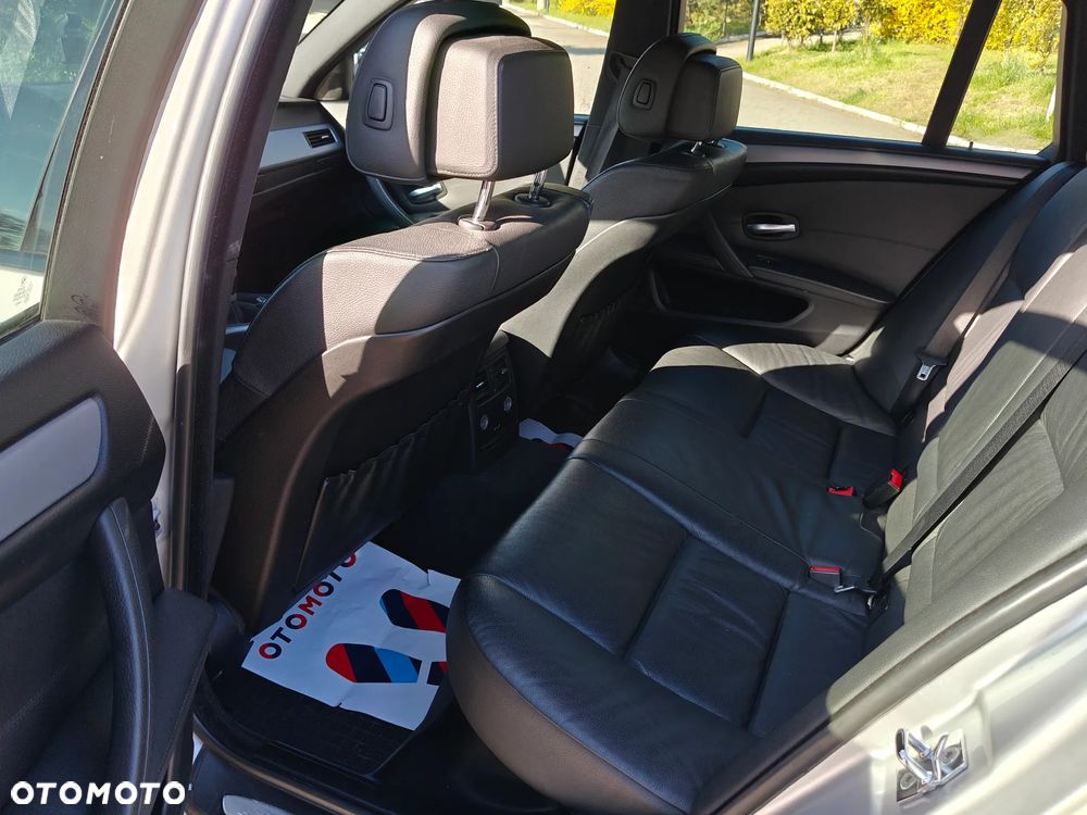 BMW Seria 5 520d - 8