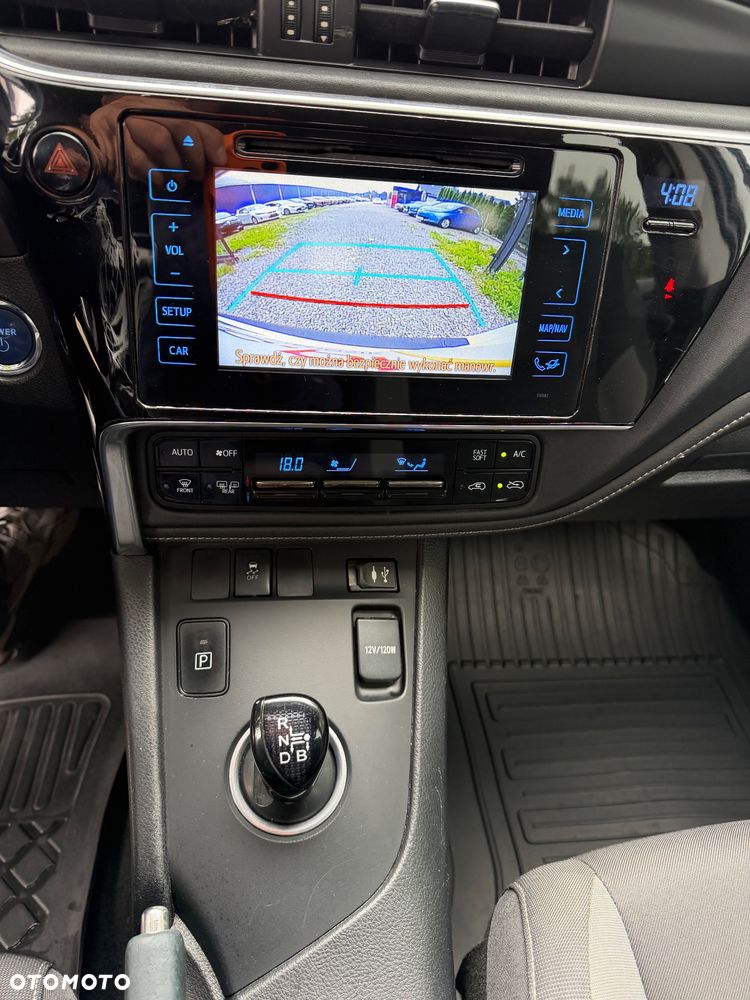 Toyota Auris Hybrid 135 Premium - 11