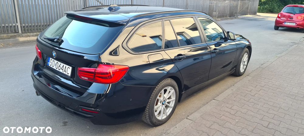 BMW Seria 3 318d - 5