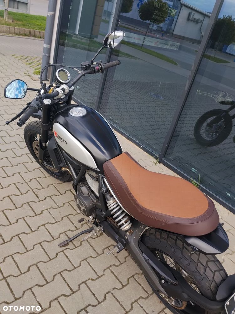 Ducati Scrambler - 9