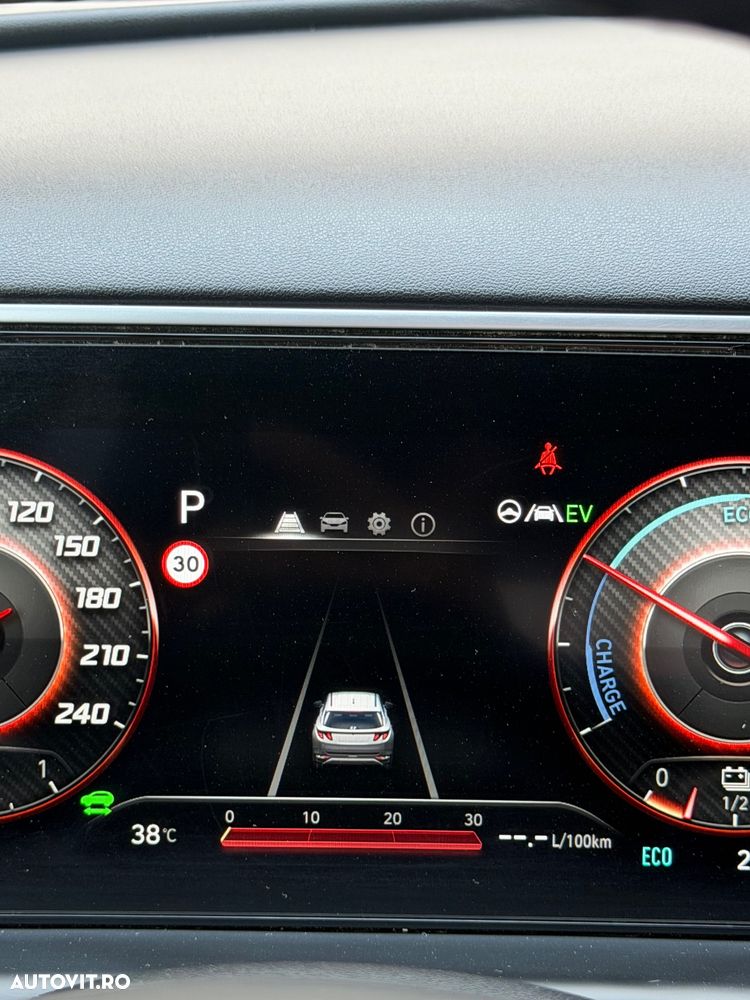 Hyundai Tucson 1.6 T-GDi HEV 2WD Select - 23