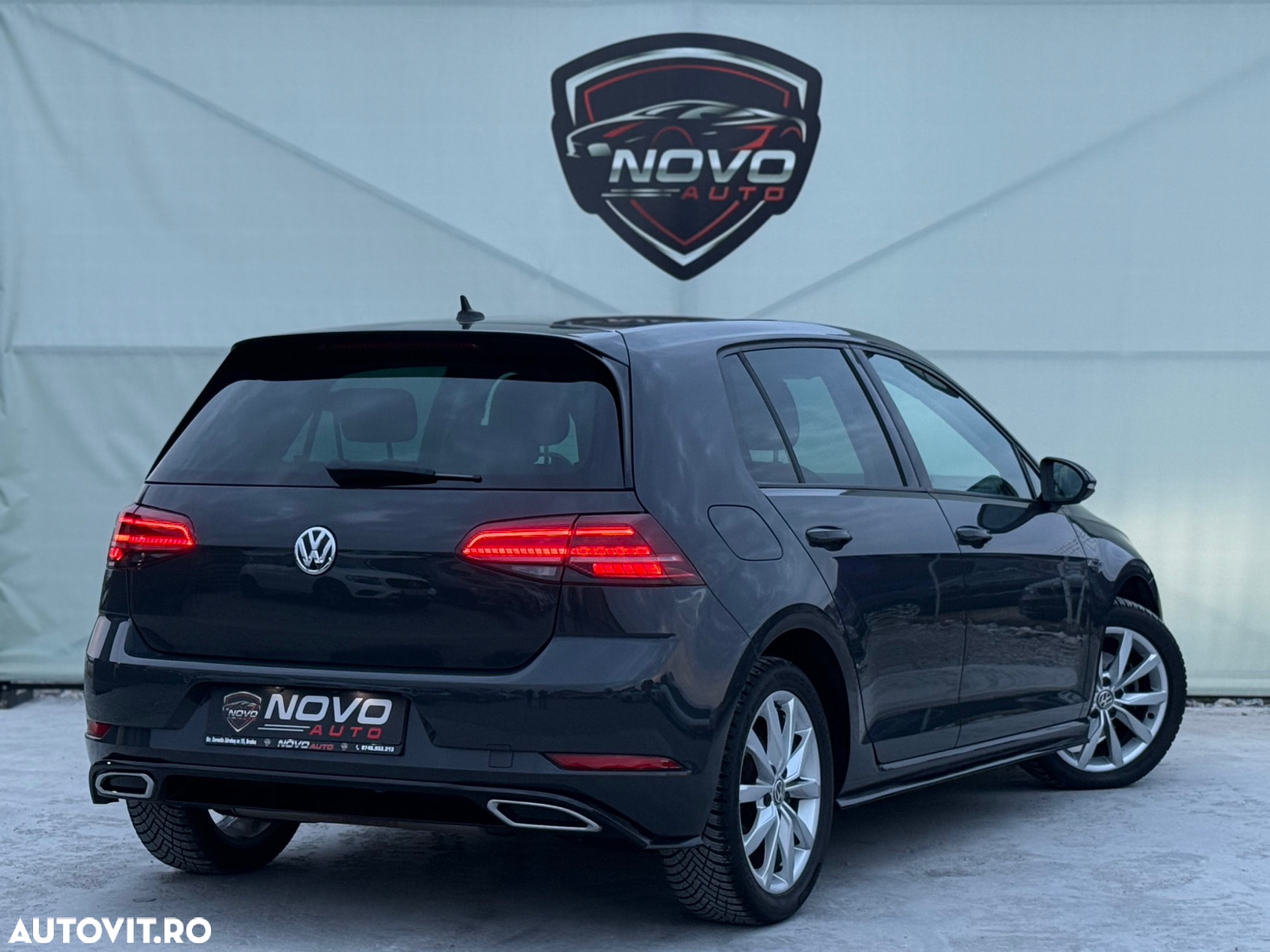 Volkswagen Golf 2.0 TDI DSG R-Line - 5