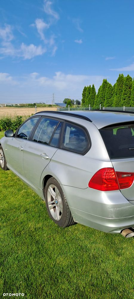 BMW Seria 3 318d DPF - 2