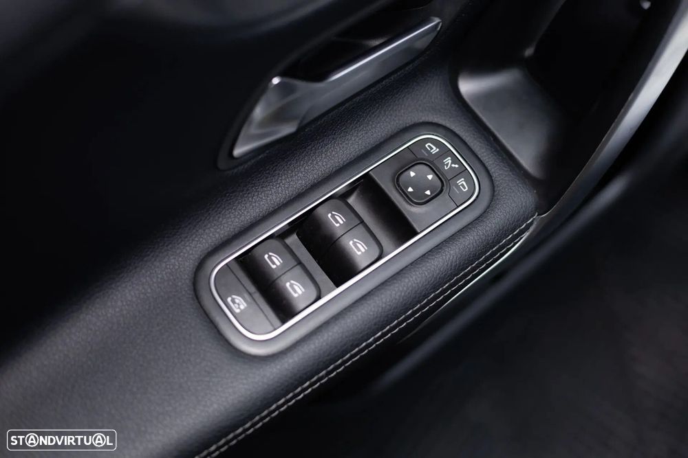 Mercedes-Benz A 250 e Progressive - 31