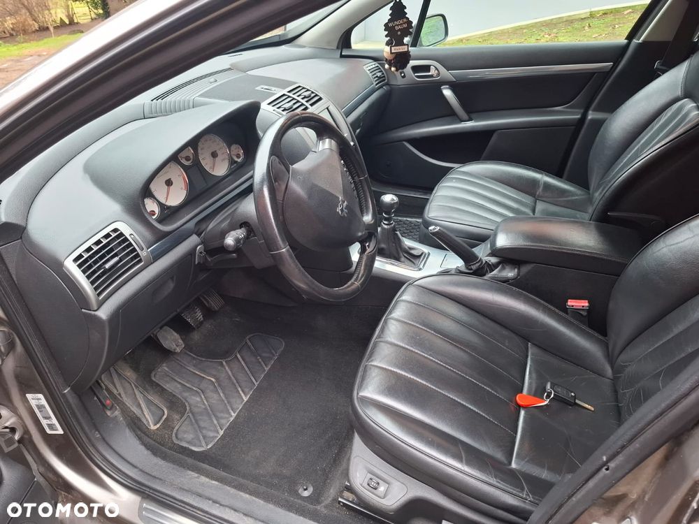 Peugeot 407 HDi 135 JBL - 11