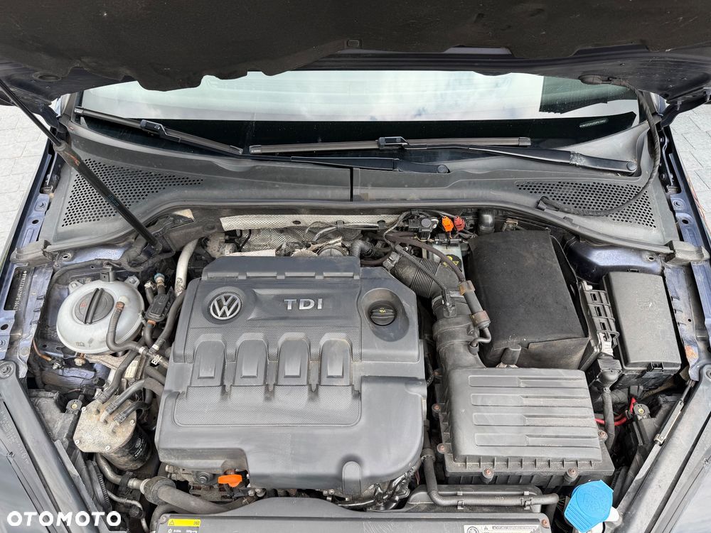 Volkswagen Golf 2.0 TDI BMT Highline DSG - 12