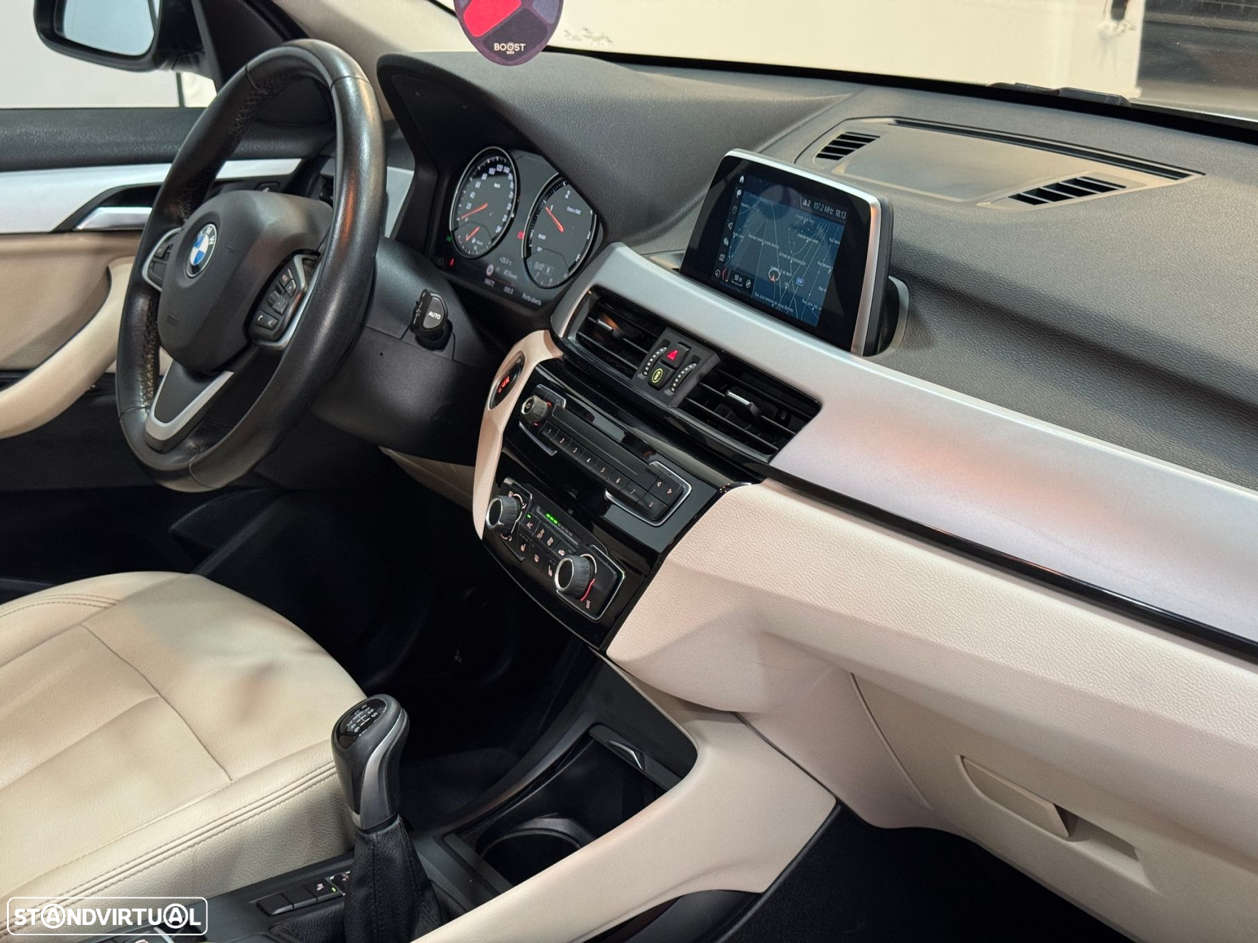 BMW X1 16 d sDrive Advantage - 34