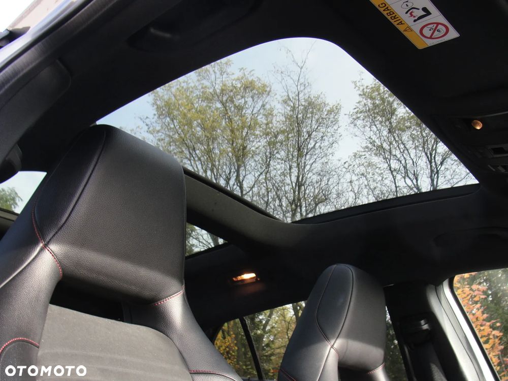 Mercedes-Benz GLA 200 7G-DCT AMG Line - 9