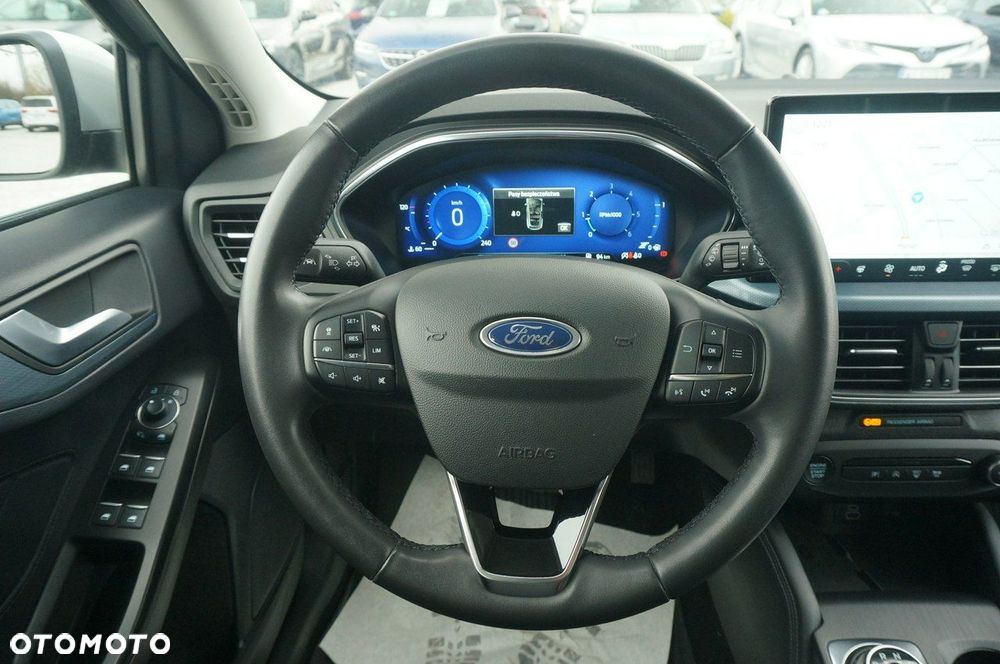 Ford Focus - 13